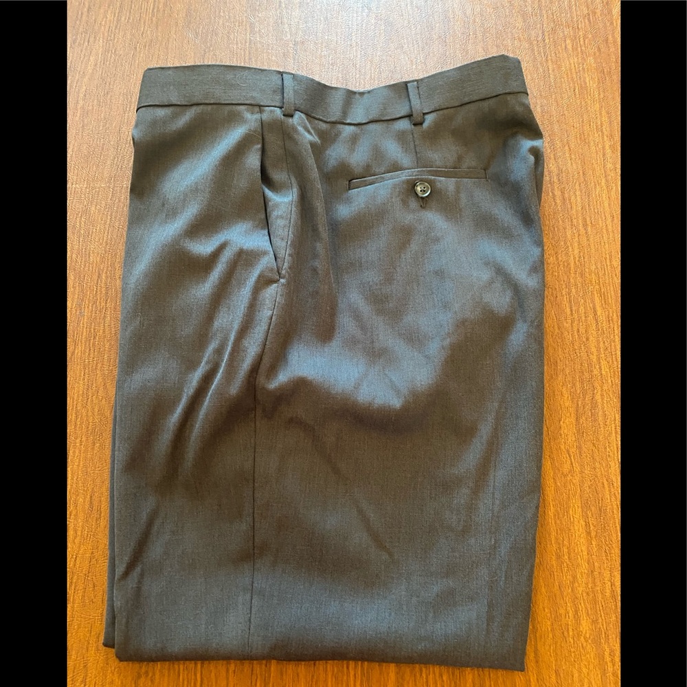 Perry Ellis men’s trousers